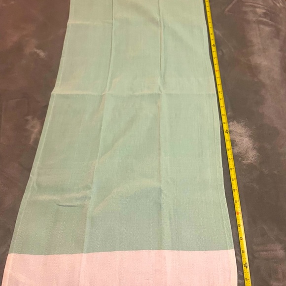 NEW Boutique sea foam green towels. Great for beach house bathroom or similar - Picture 5 of 5